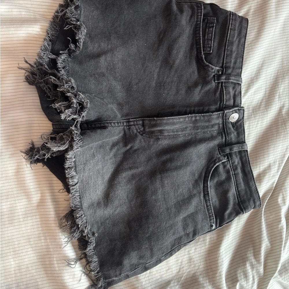 Frayed Hem Black Denim Shorts